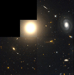 250px-NGC4881_HST_1995-07